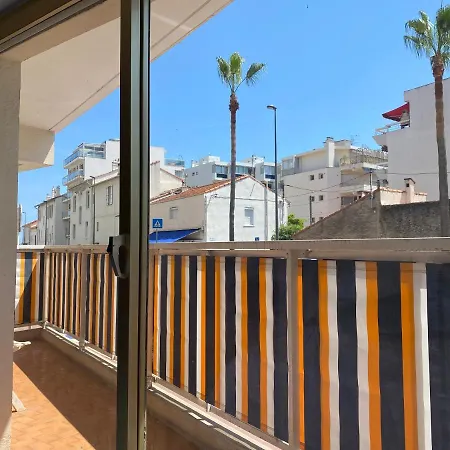Palm Apartment *