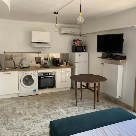 Palm Apartment